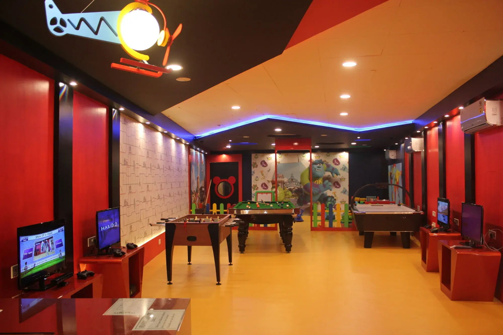 Hotel Holiday Resort