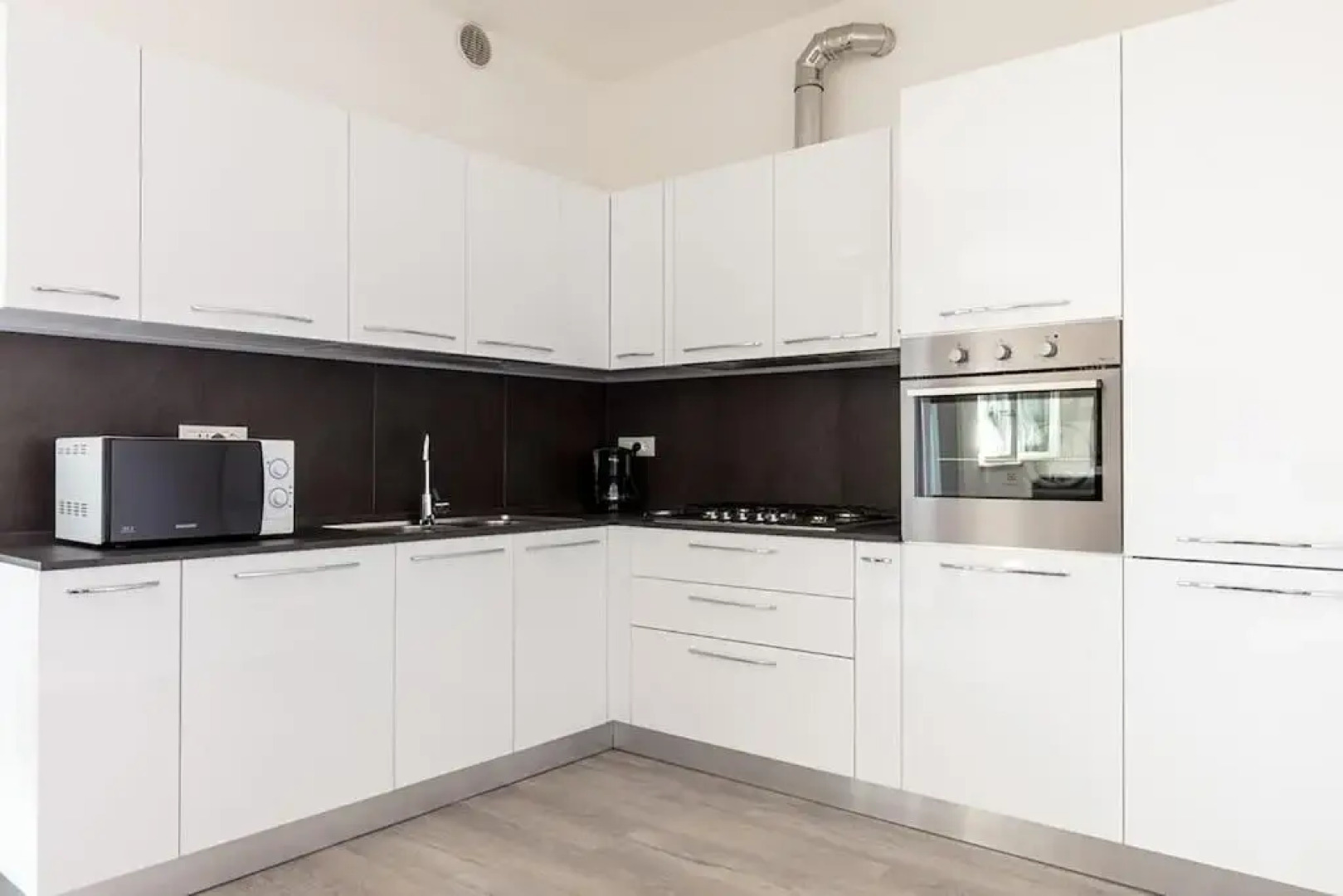 Cosy Torri Apartments