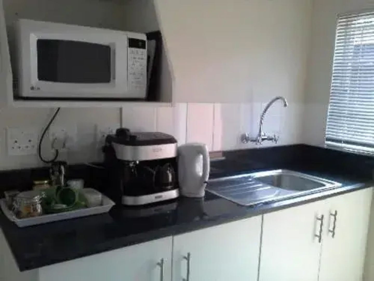 Clares Bed and Breakfast