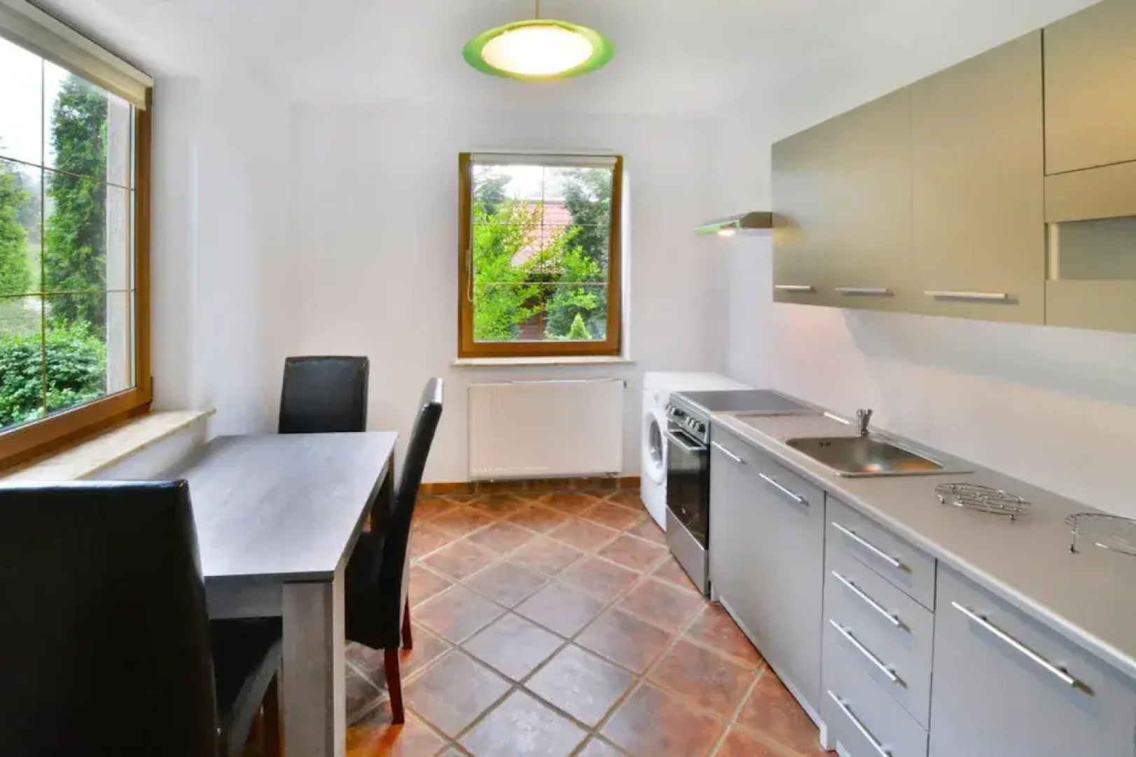 Holiday villa in the countryside, 150 m2, private pond, Swiecianowo