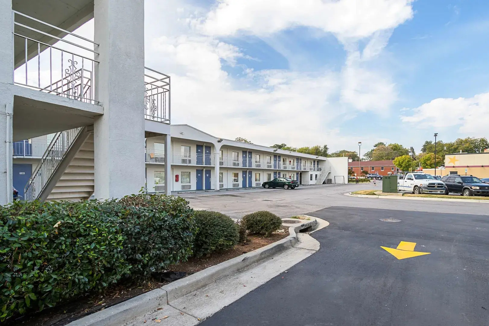 Clarion Pointe Decatur Downtown