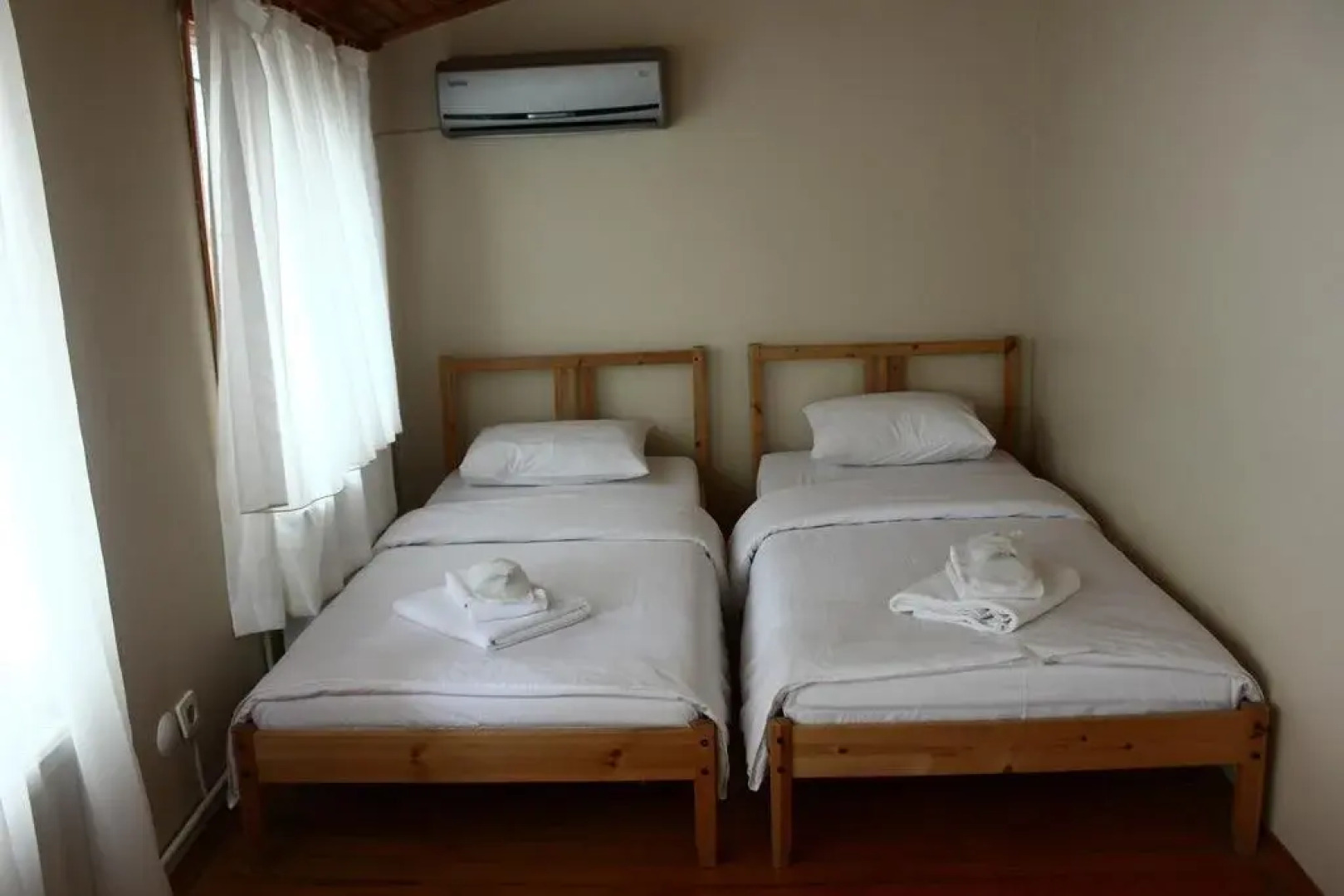 Büyükada Apart Hotel - Karadağ Apart