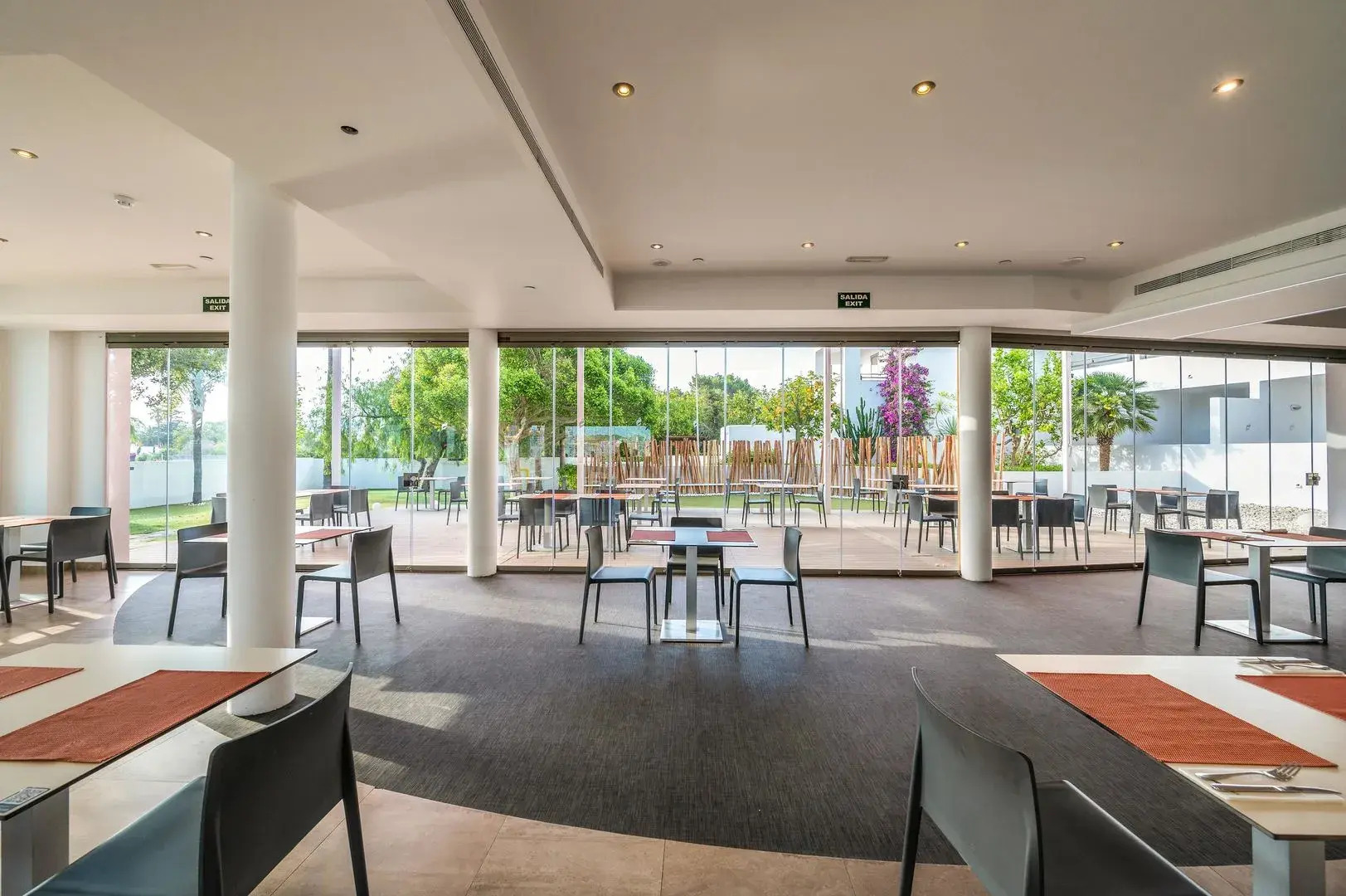 Отель THB Ocean Beach - Adults Only