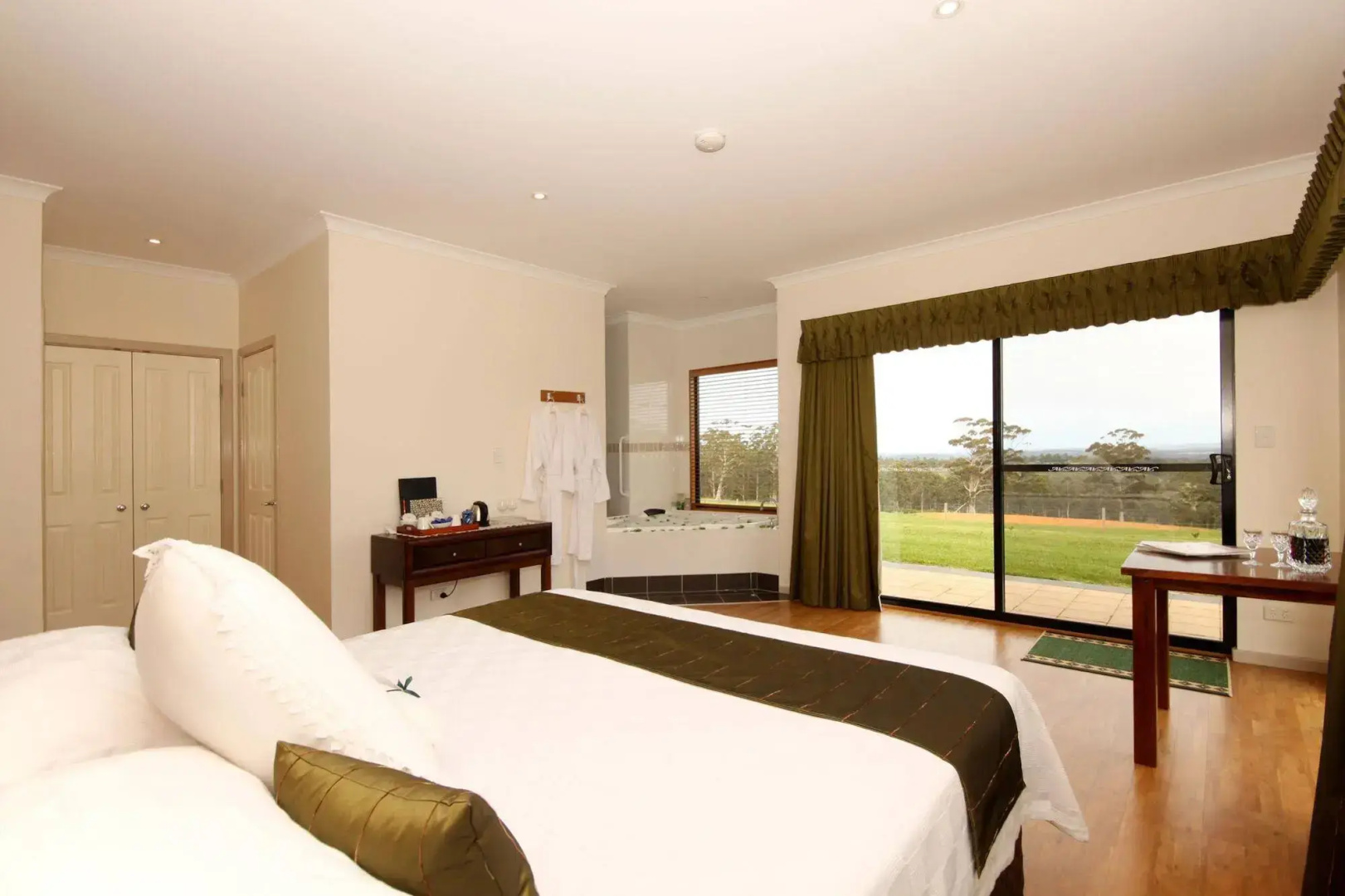 Sensational Heights Bed & Breakfast