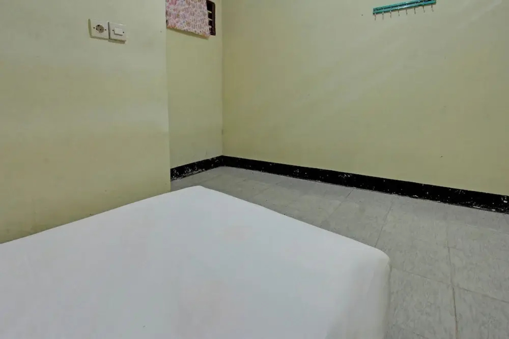 Hotel O Penginapan 3 Bersaudara Near Pasar Sengkol