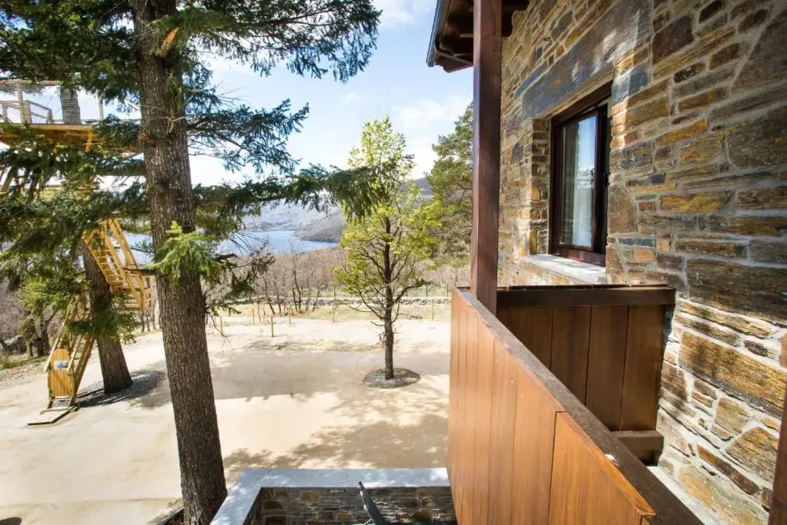 Villa Lucerna Sports & Hotel Resort