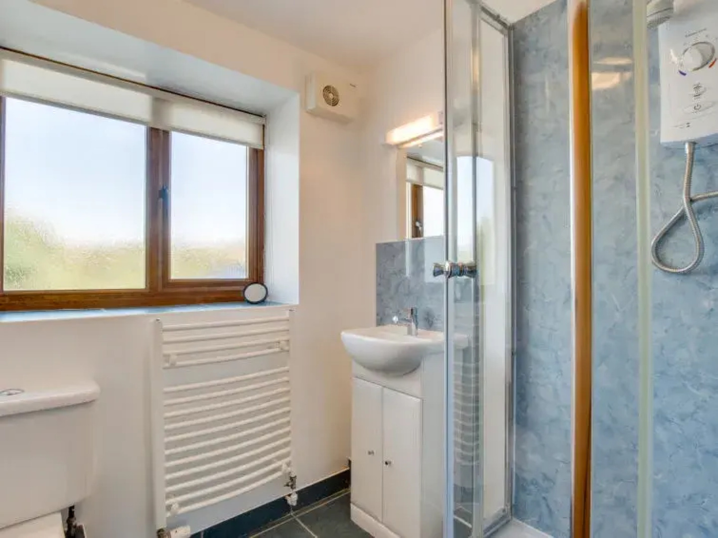 Holiday Home Penrhyncoch