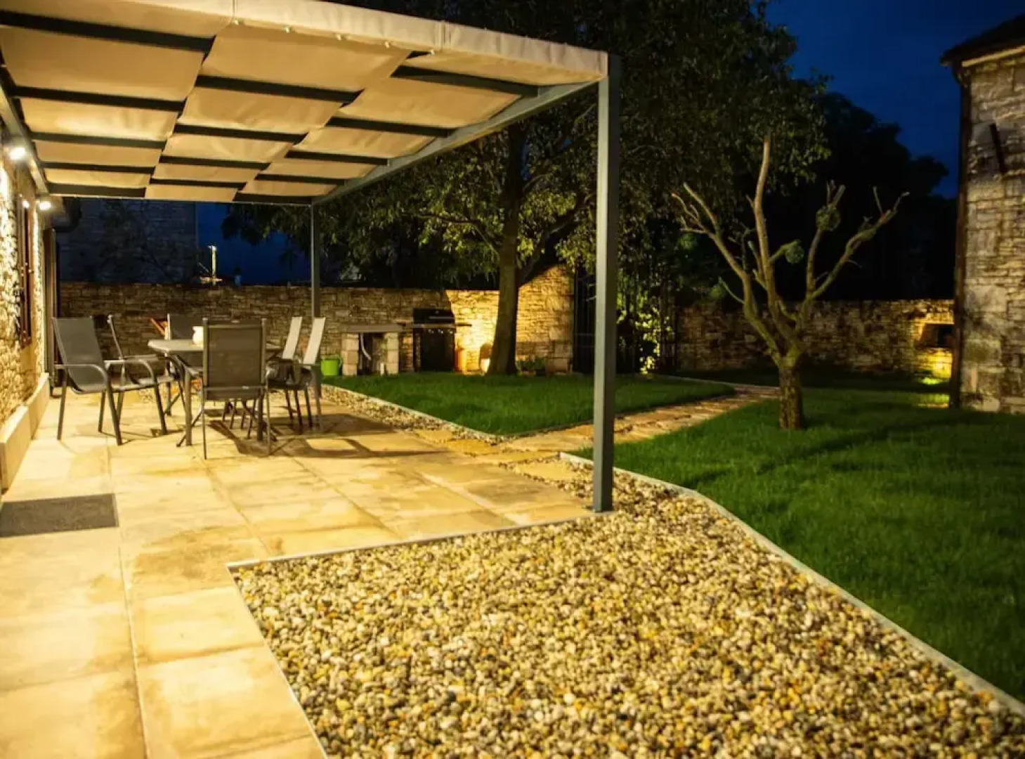 The Poolside Stone House in Bale