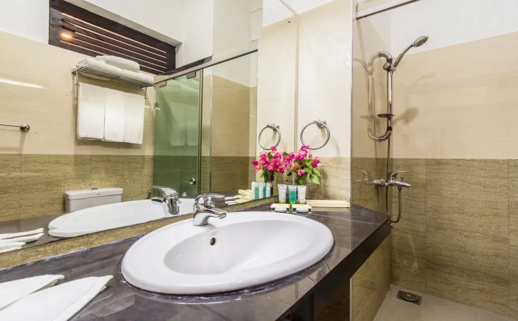 Ceylon City Hotel Mt Lavinia