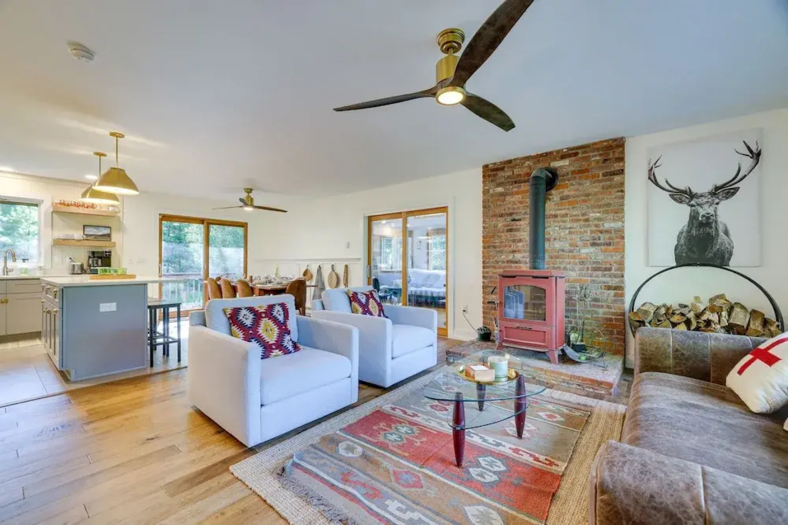 Private Hot Tub: Pocono Pines Cabin Getaway!