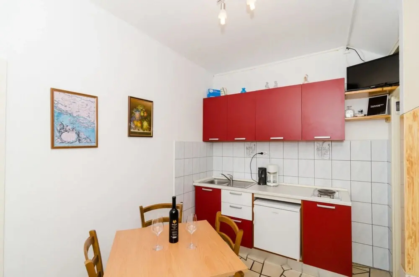 Apartments Nikolina Lumbarda