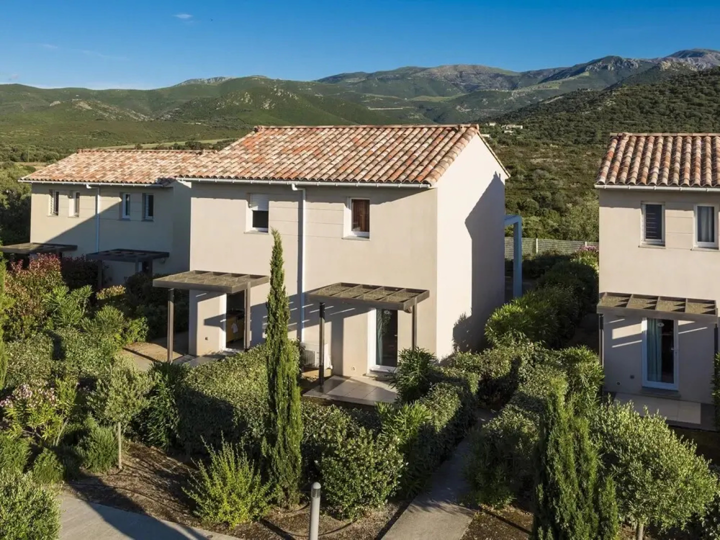 Sea-View summer-decorated holiday home in Northern Corsica