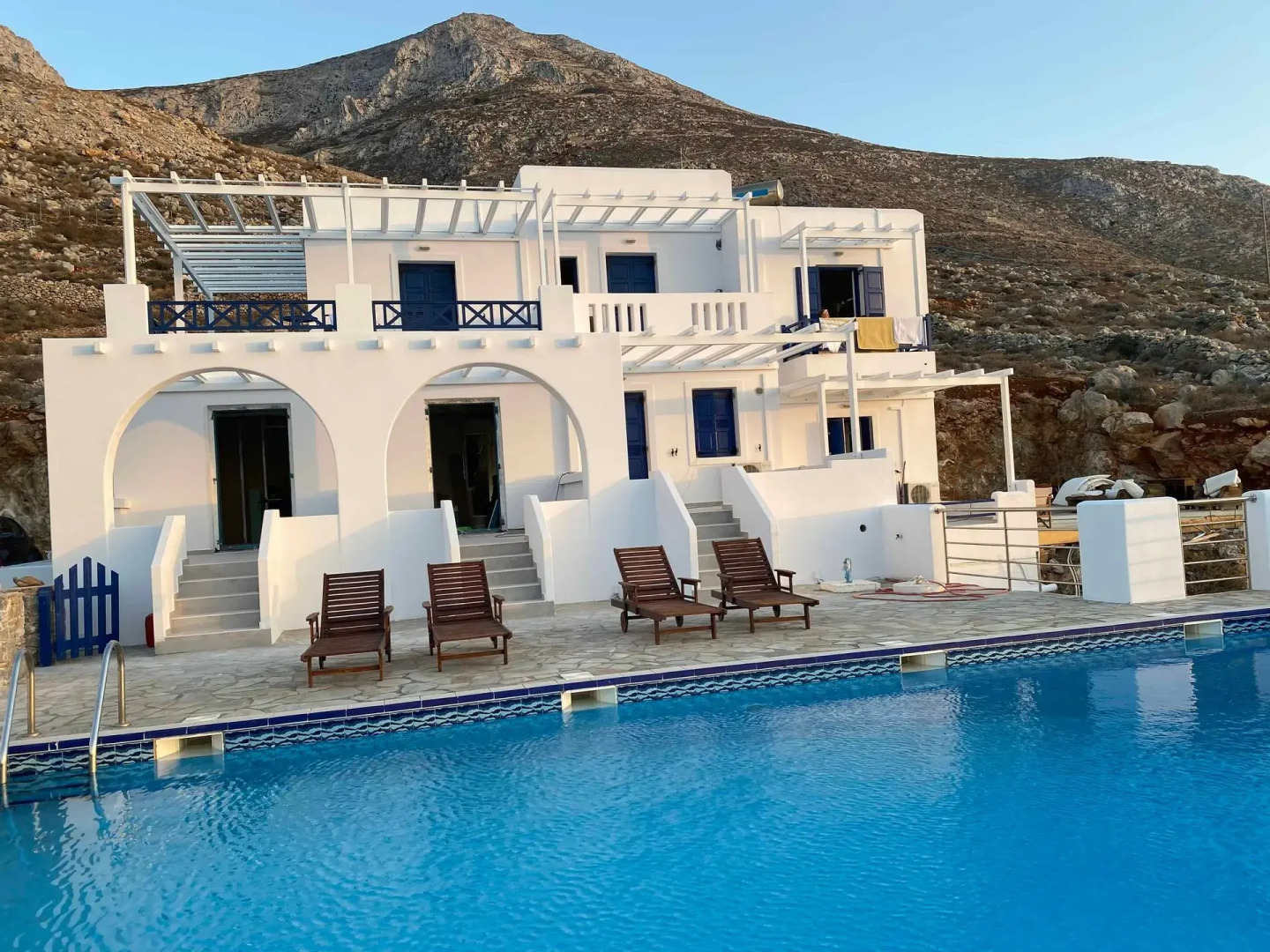 SeaRock Rooms & Suites Amorgos