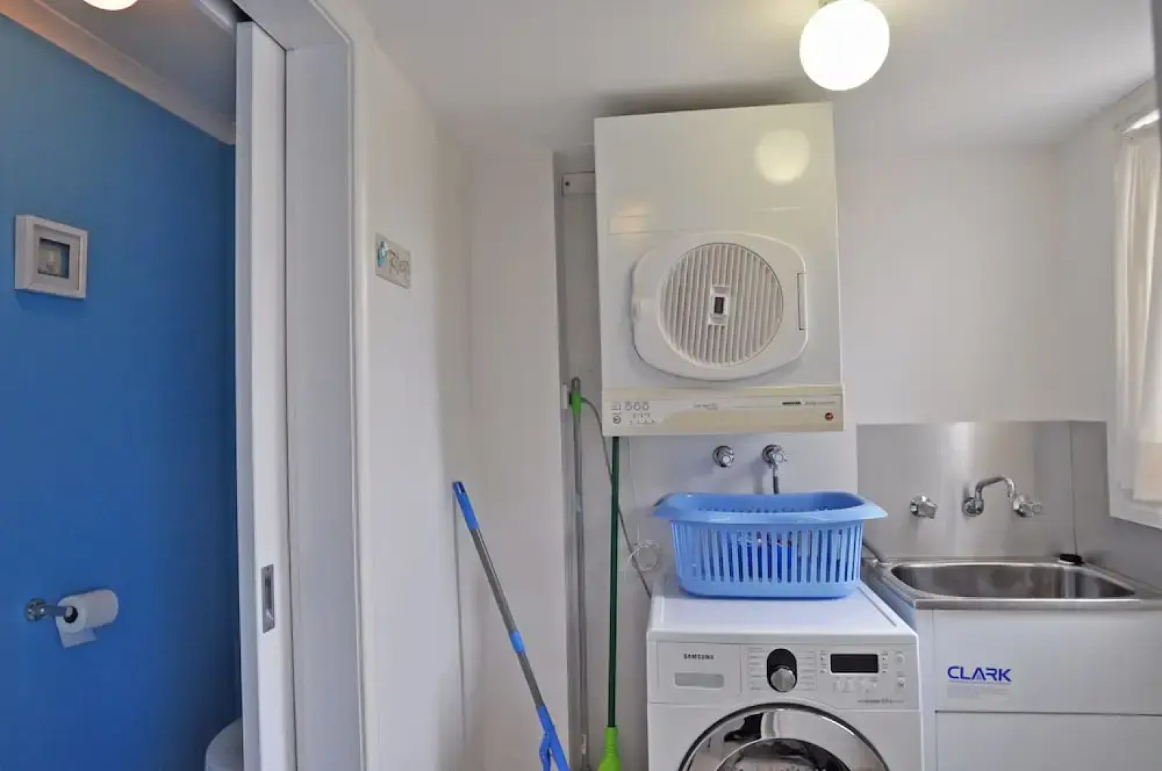 The Esplanade 4 - Free Wifi & Foxtel Included