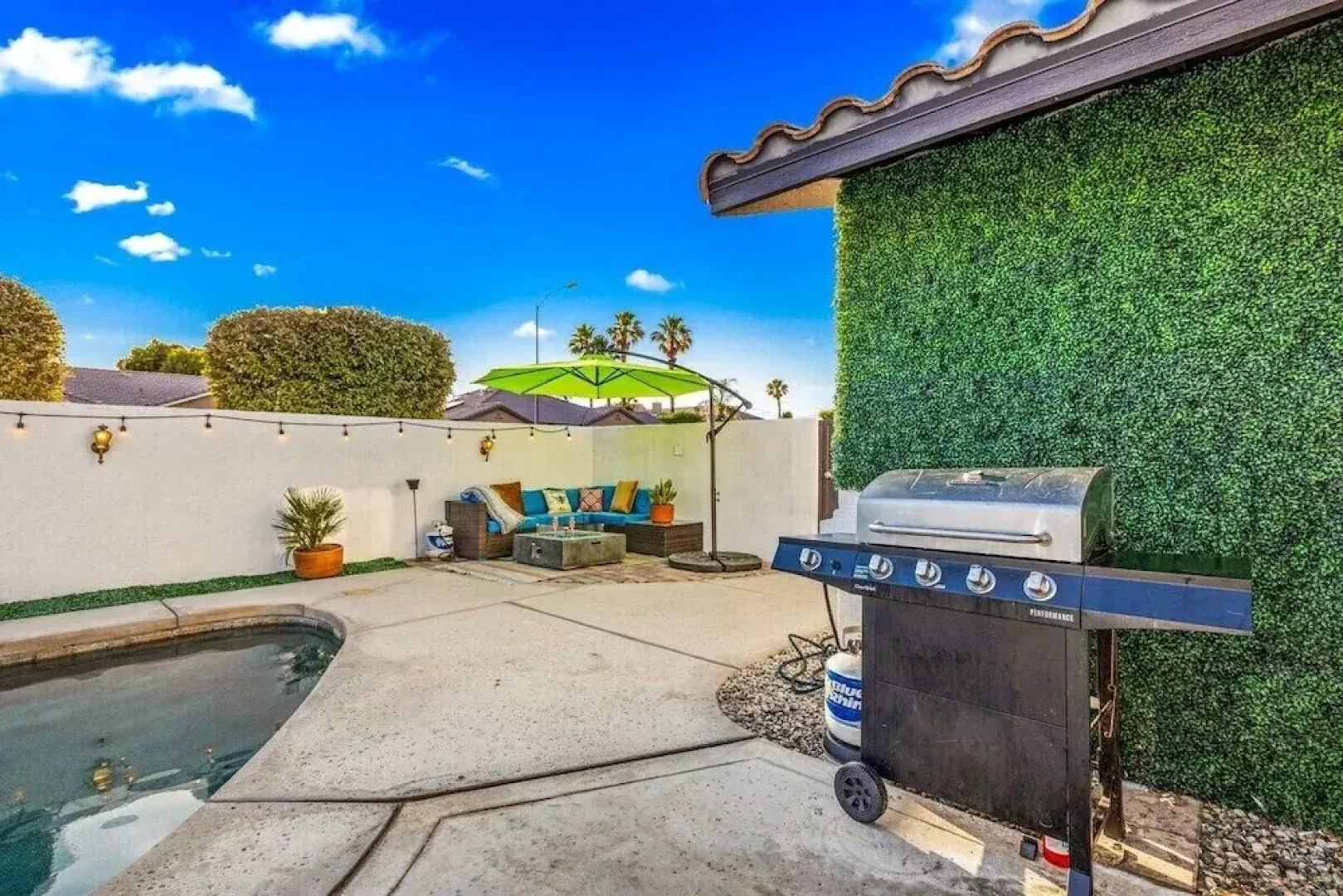 Relaxing 5BR Retreat with Pool Game Room