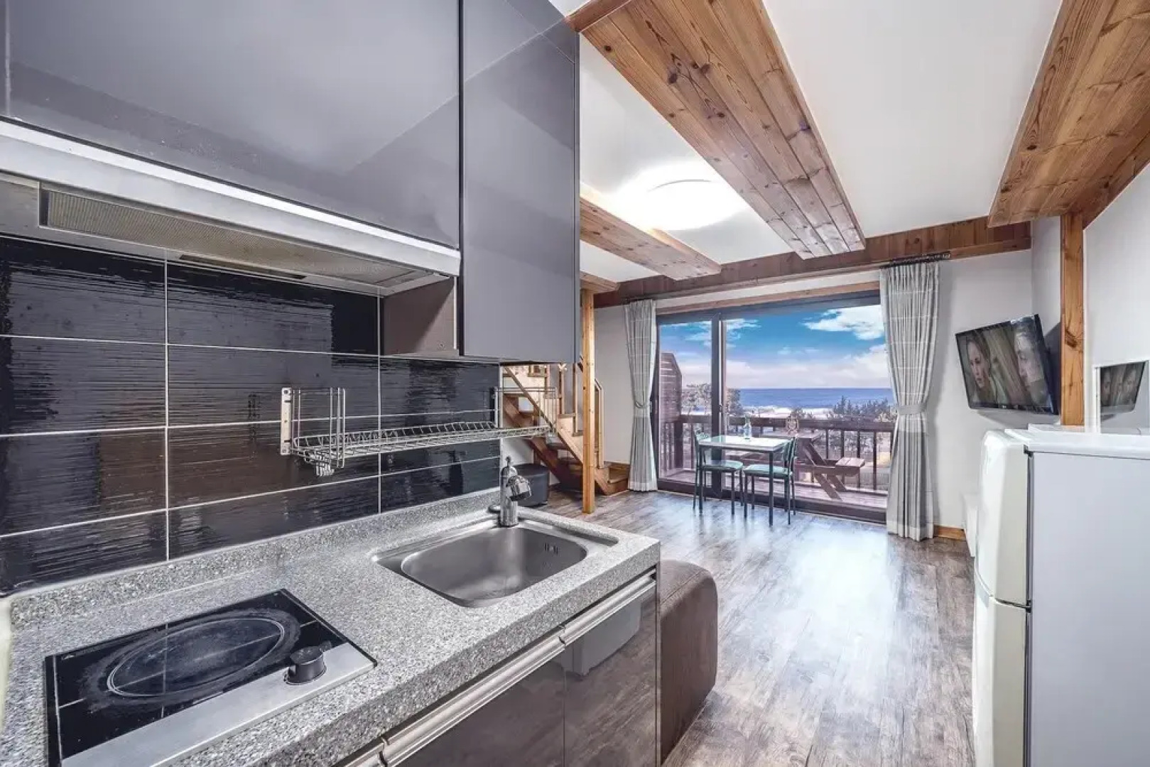 Gangneung Bluebaech Pension