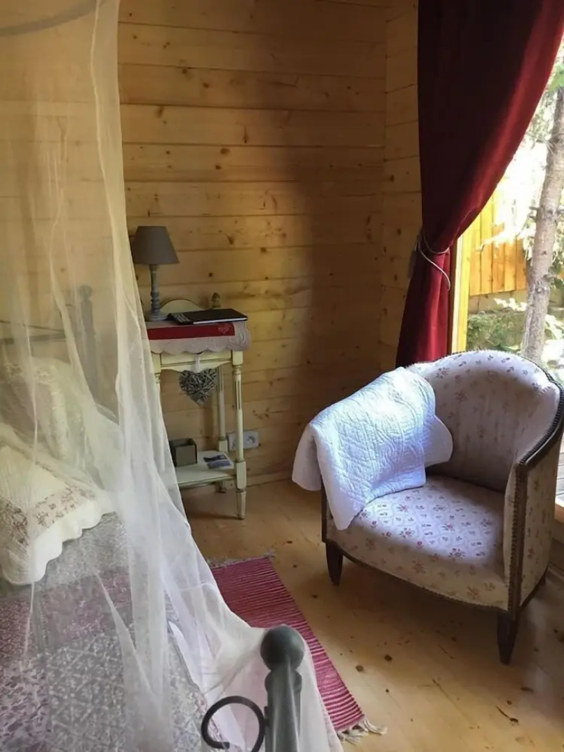La cabane Romantique et sa balneotherapie