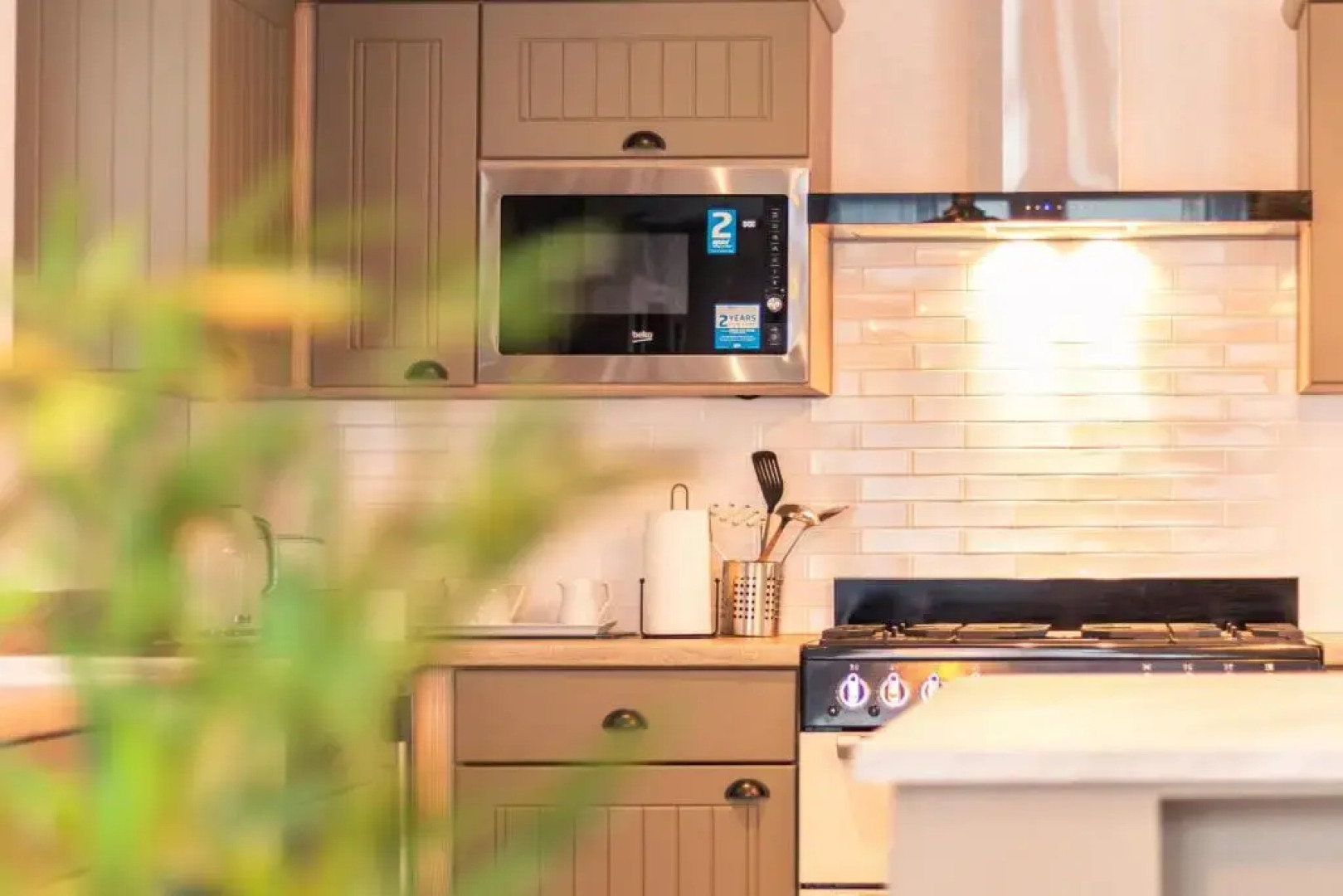 Hemingway Lodge with Hot Tub