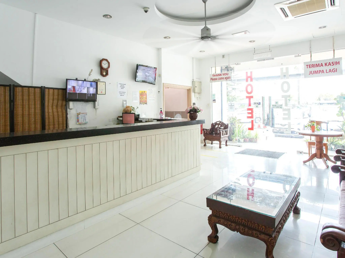 Hill Inn Tsb by OYO Rooms