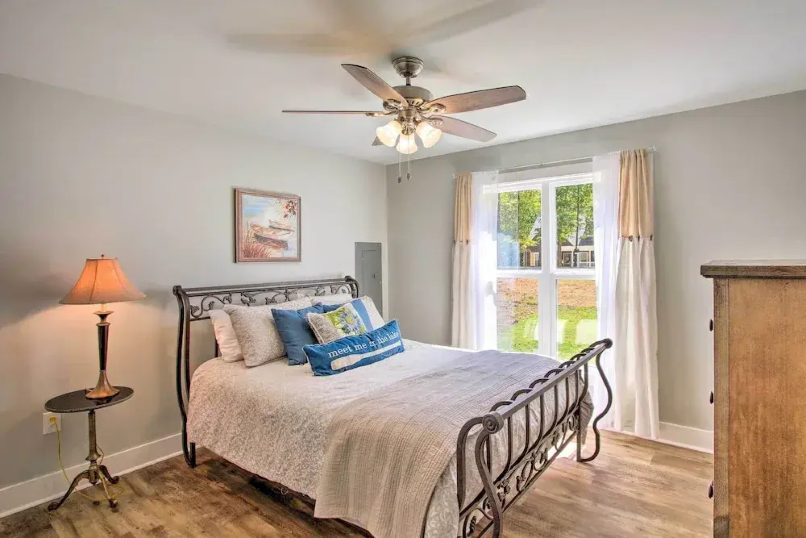 2 Mi to Golf Course + Fire Pit: Cozy Counce Cabin!