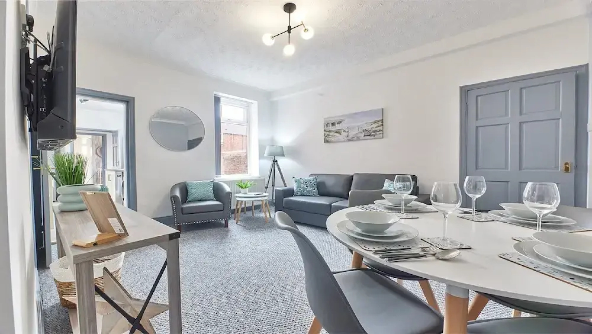 Host Stay Ralph House