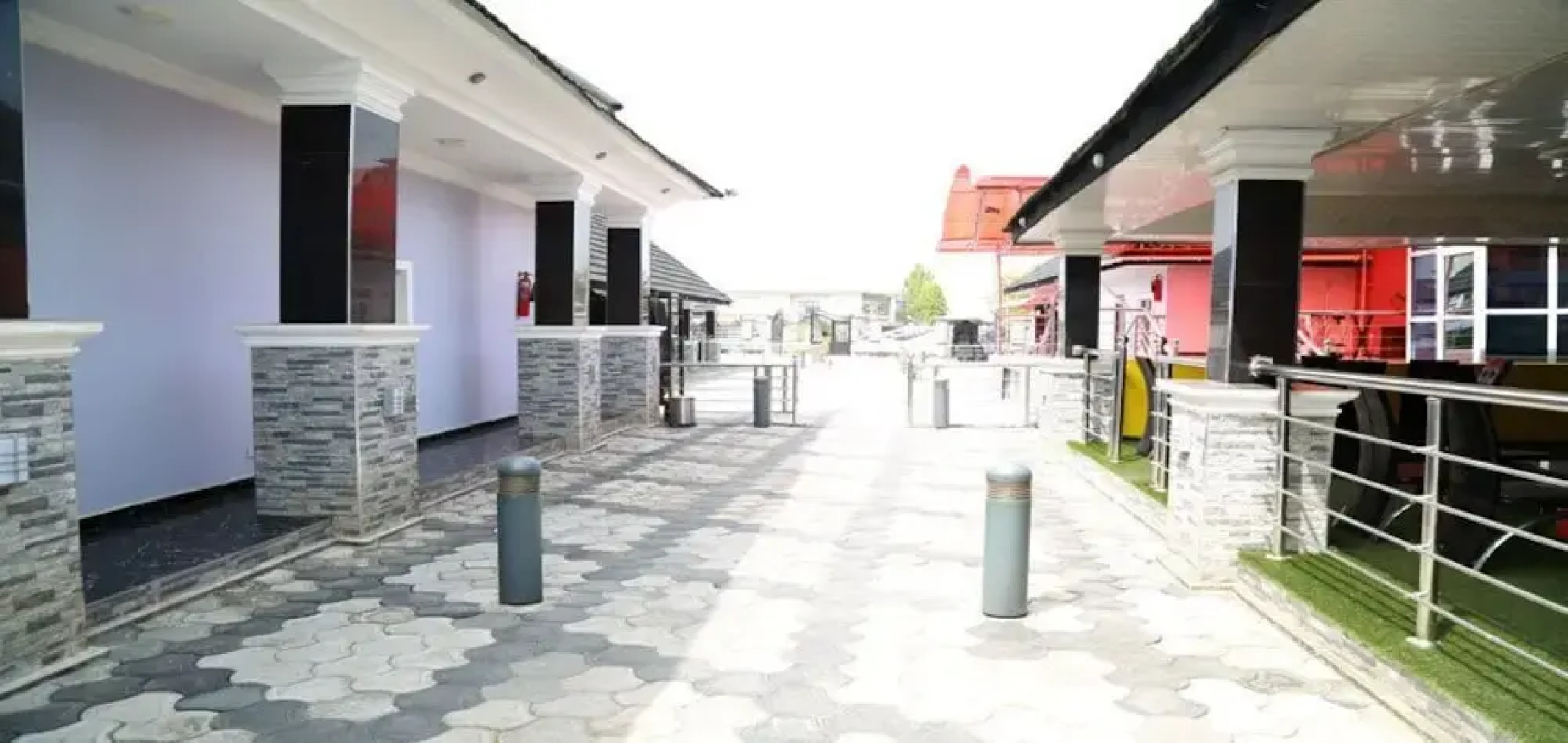 Transtell Suites & Apartments