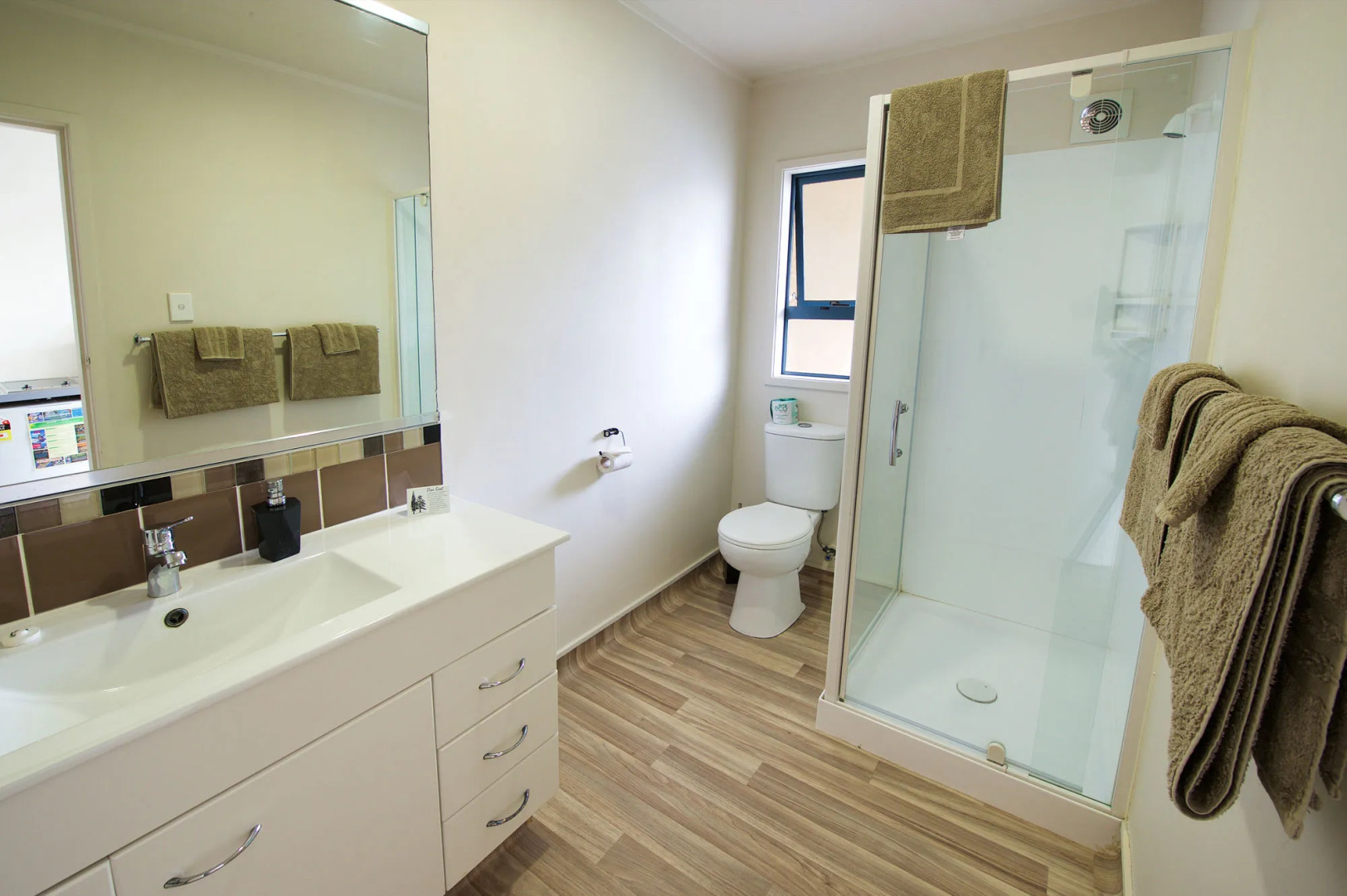 Ambassador Thermal Motel