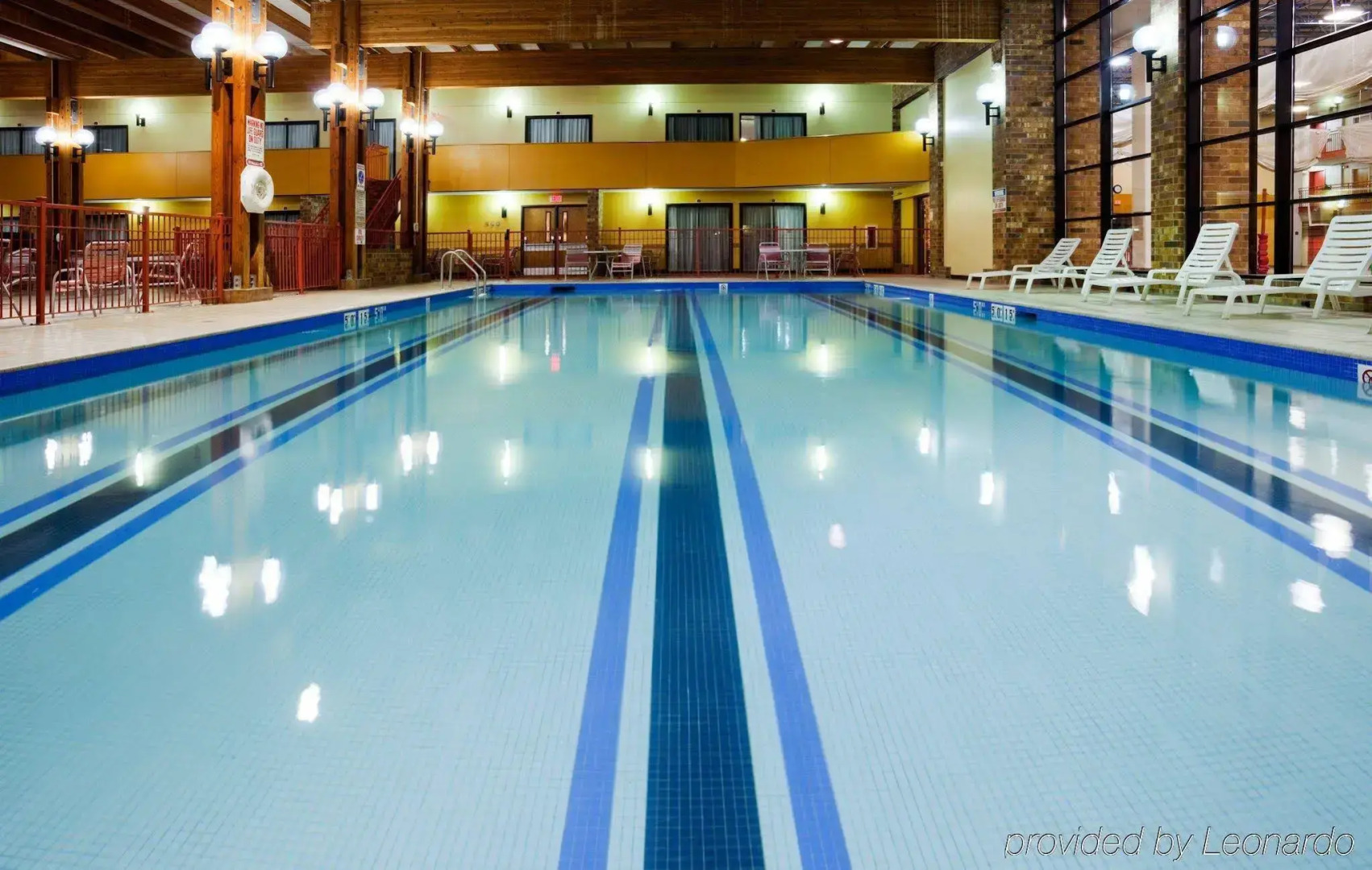 Holiday Inn & Suites St. Cloud by IHG