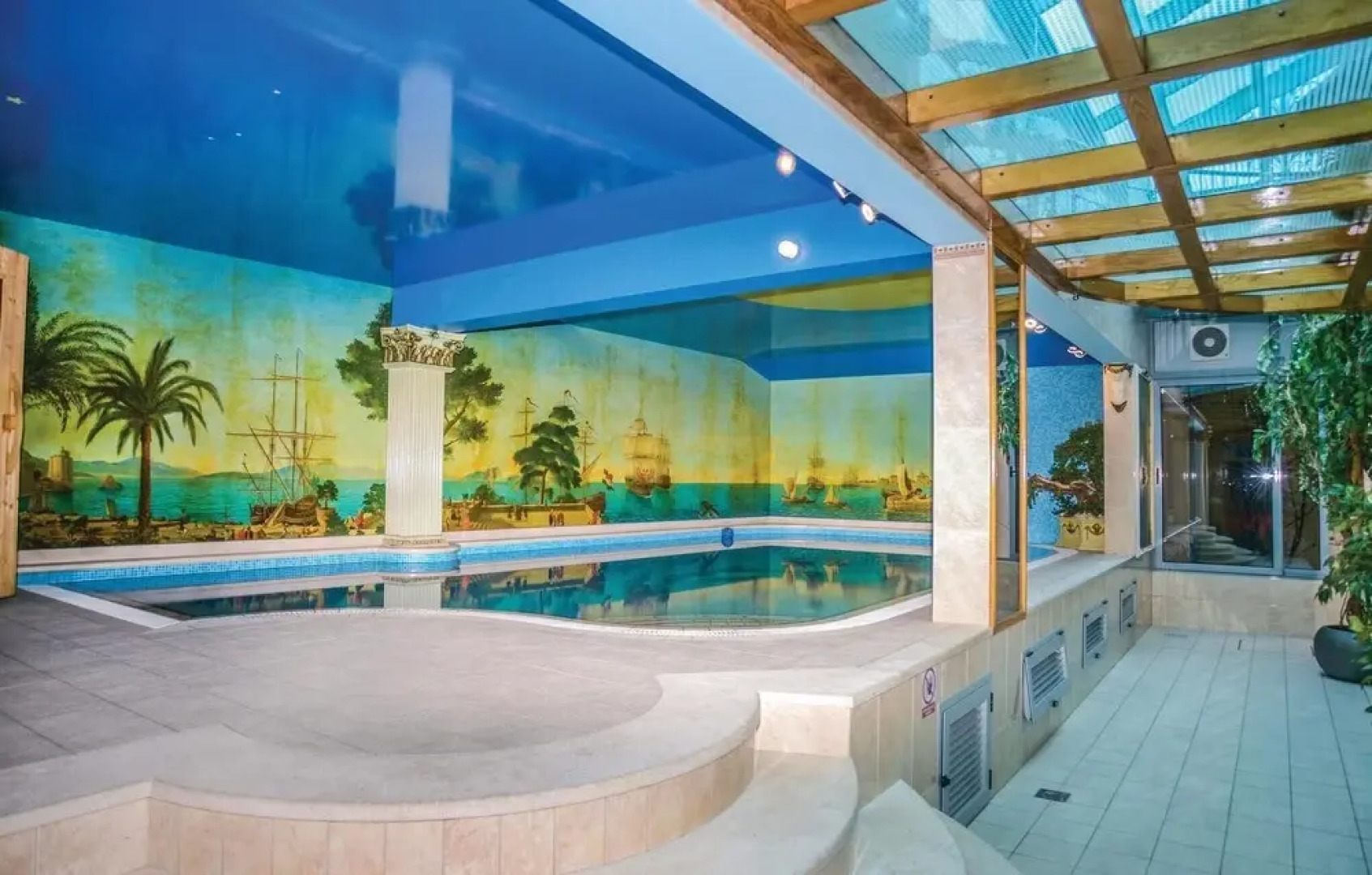 Stunning Home in Makarska with Hot Tub, Sauna & 9 Bedrooms