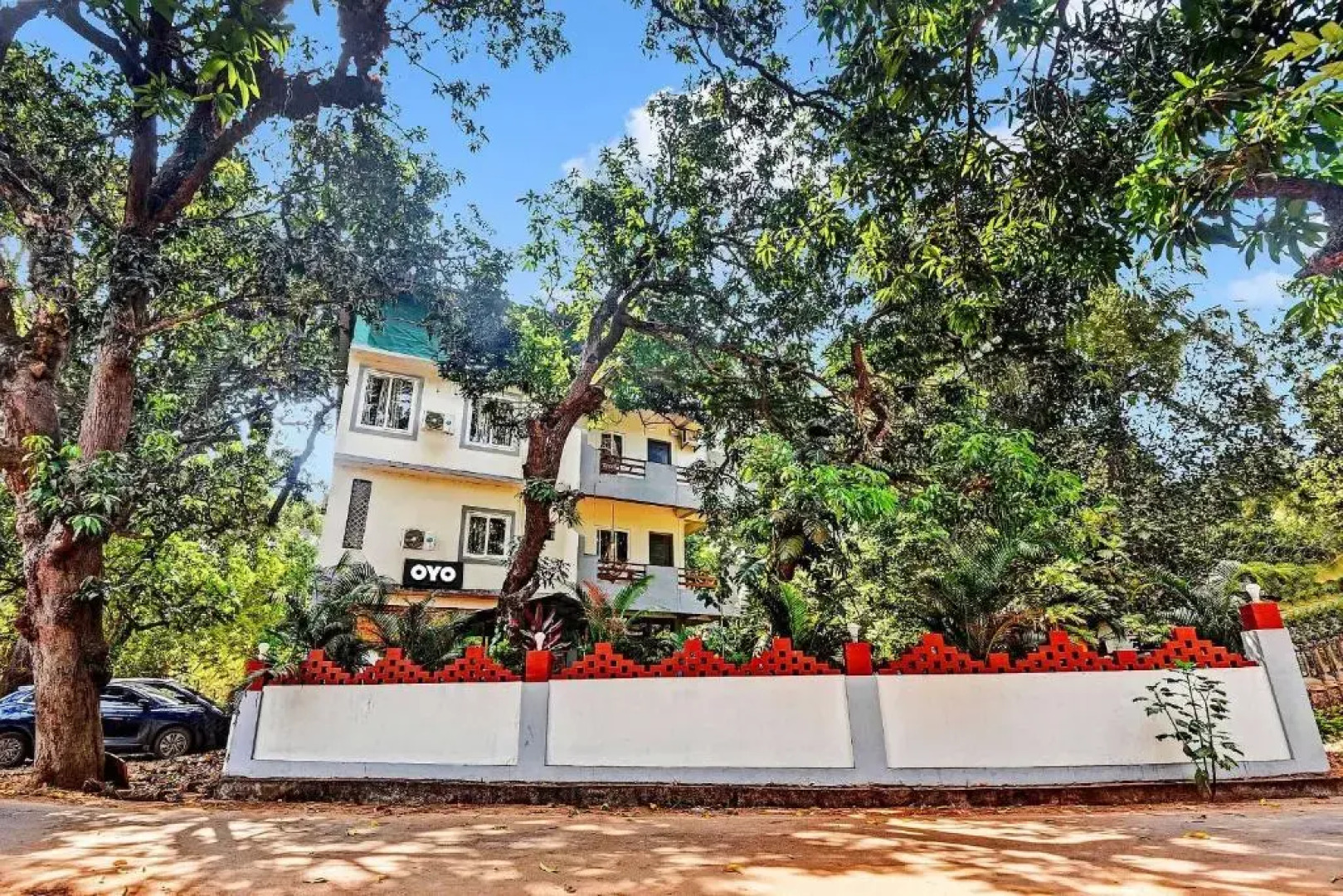 FabExpress Laxmi Empire, Siolim