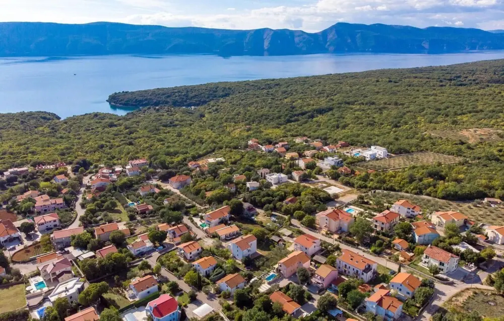 Amazing Home in Pinezici With Wifi and 4 Bedrooms