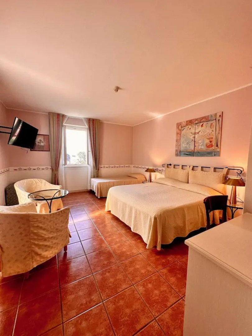 Hotel Caroline