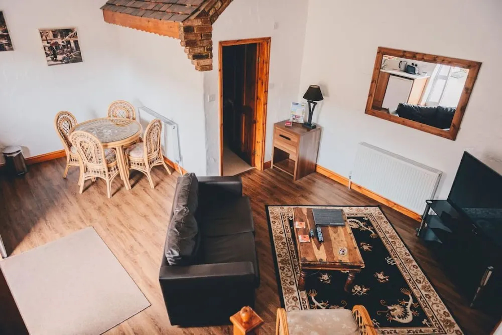 Home Farm & Lodge