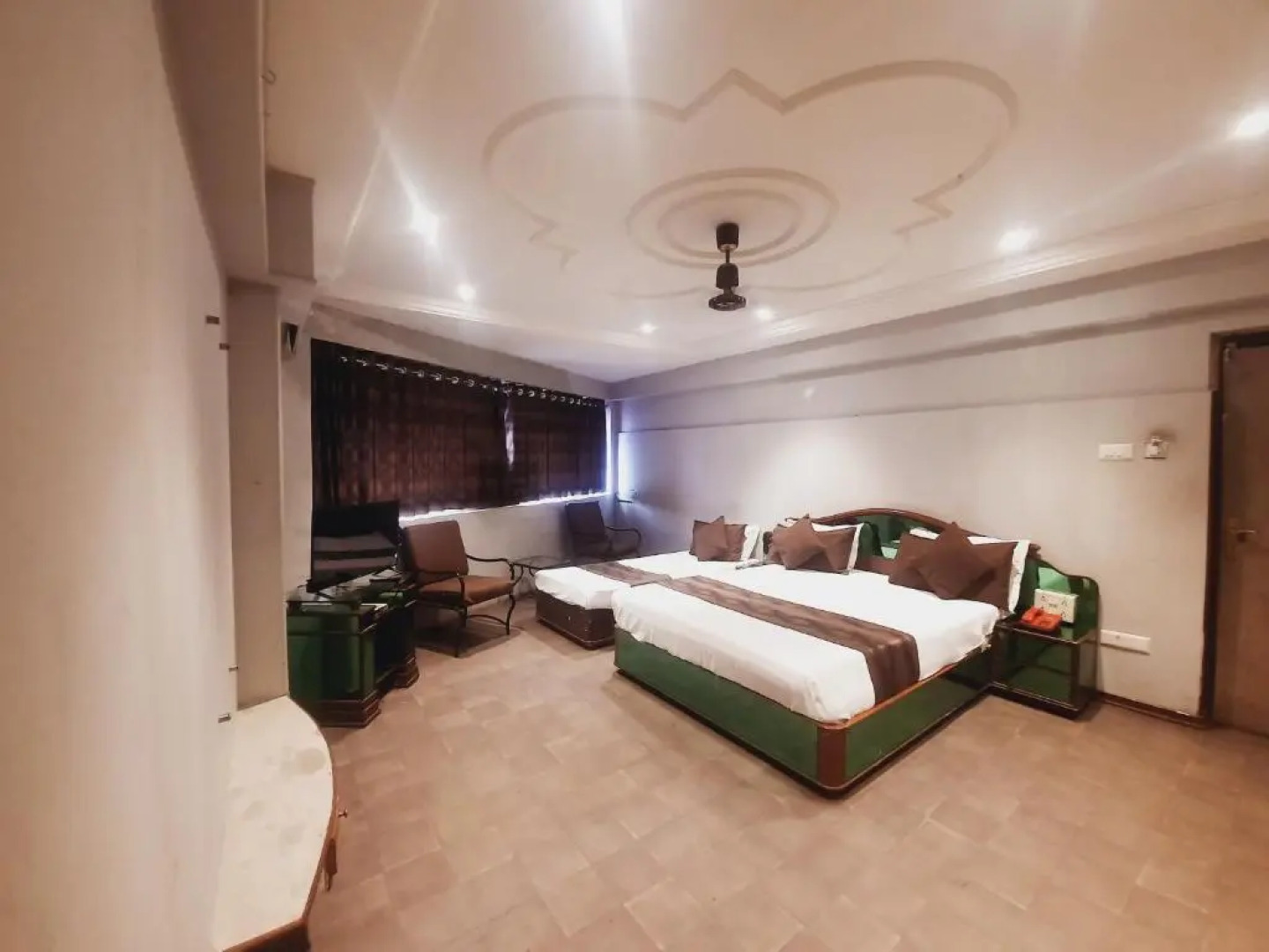 Hotel JMC Group
