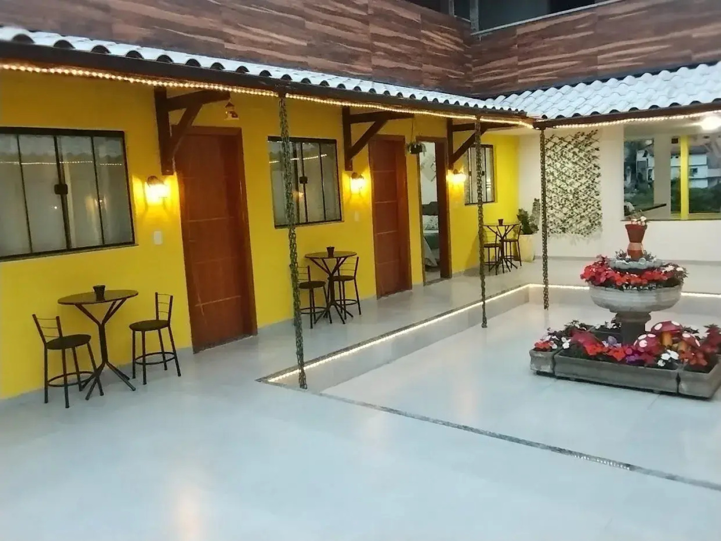 Pousada e Hospedagem Encantos da Serra