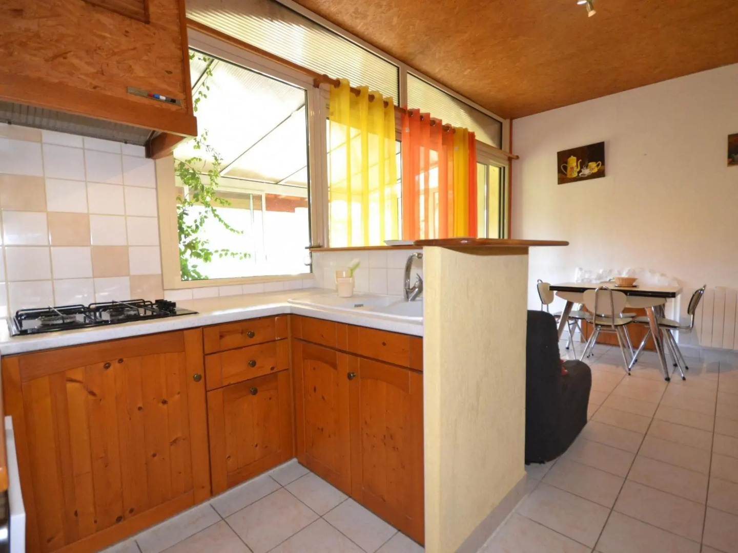 Amazing apartment in Lanas with large garden