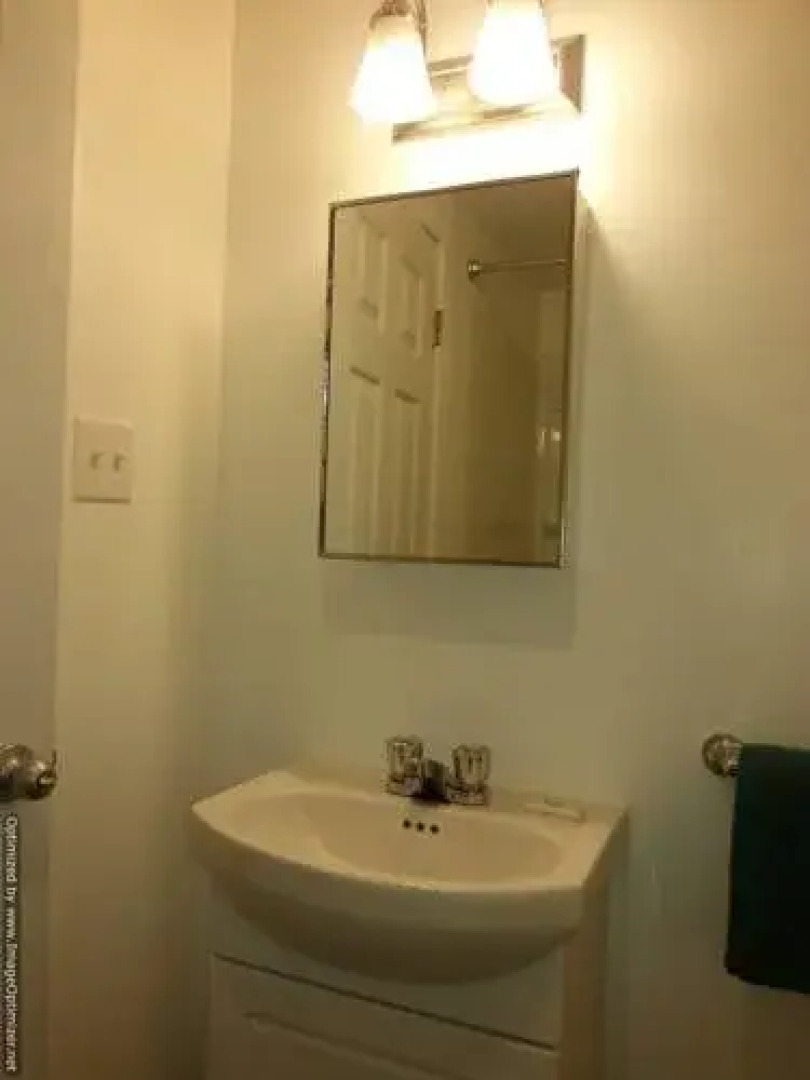 Country Squire Motor Inn