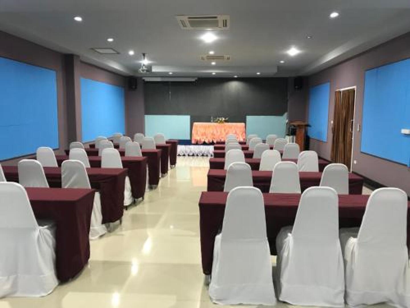 Thanasiri Hotel and Resort