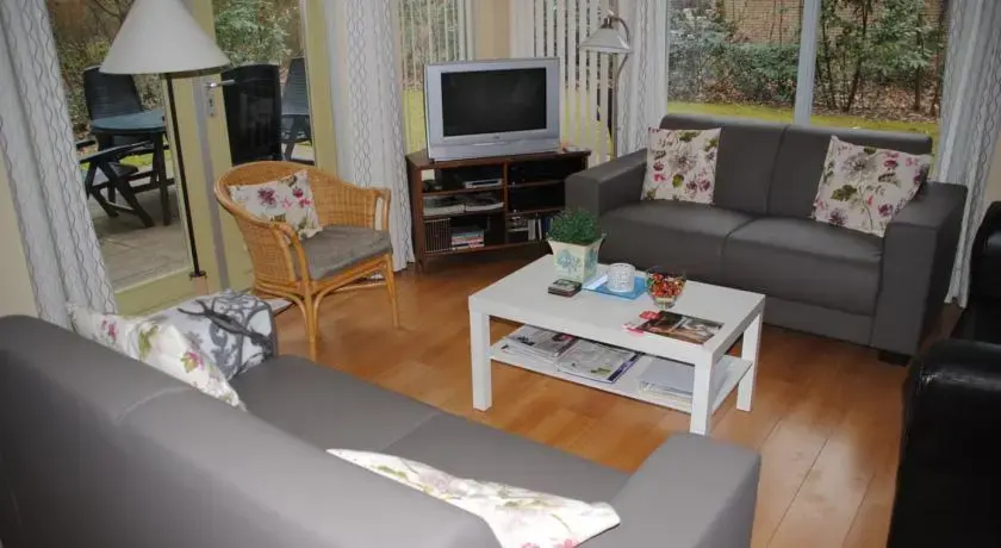 Forest Bungalow Karekiet