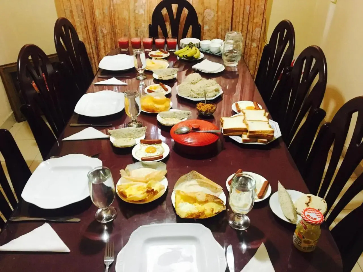 Green Leaves Garden - Pinnawala