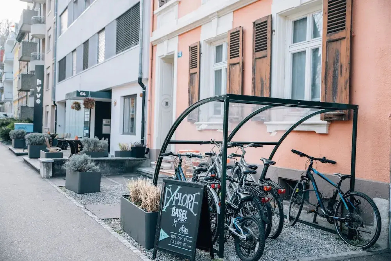 Hyve Hotel Basel - Hostel