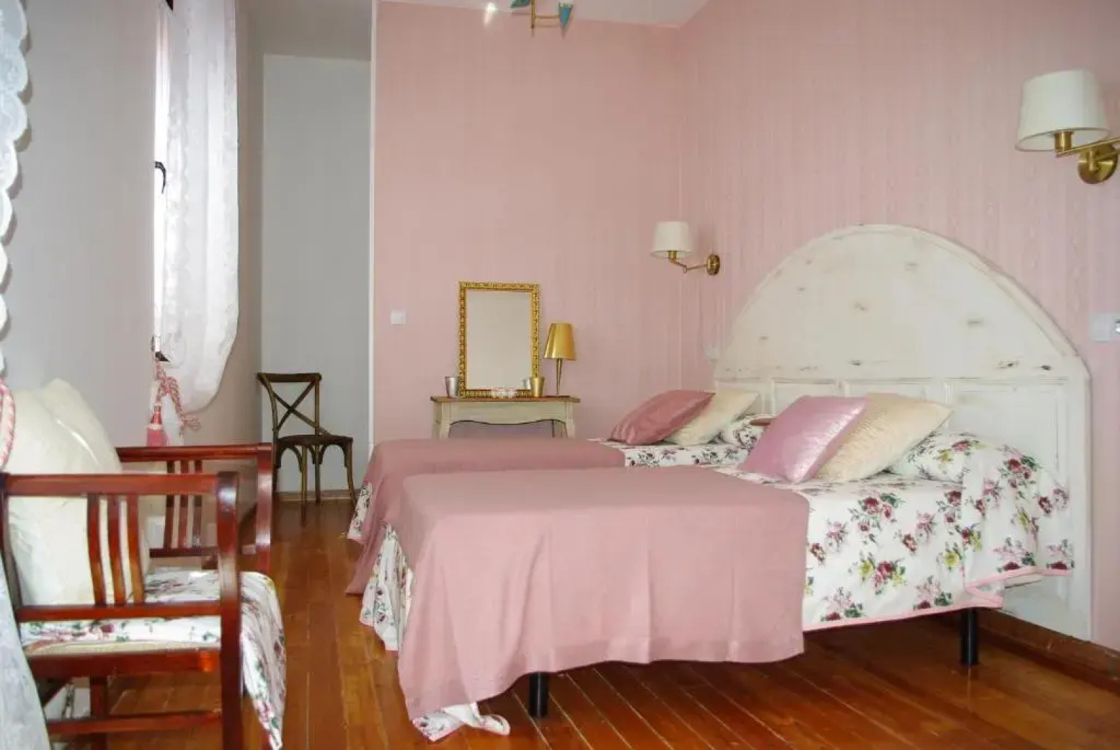 Los Balcones del Camino