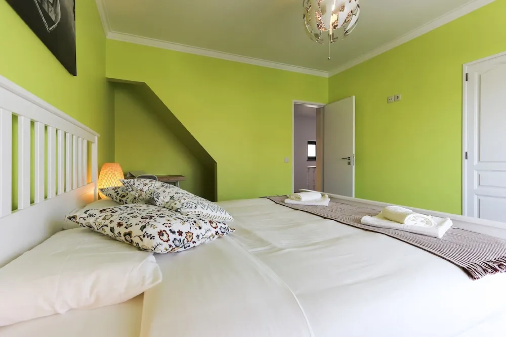 Parede Villa With Pool by Homing