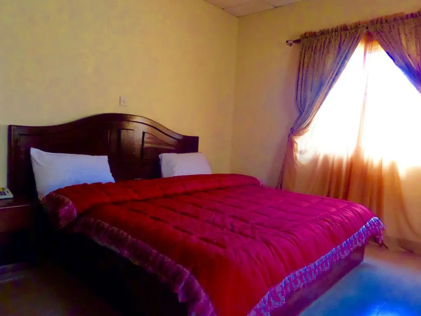 Peninsula Resort LTD