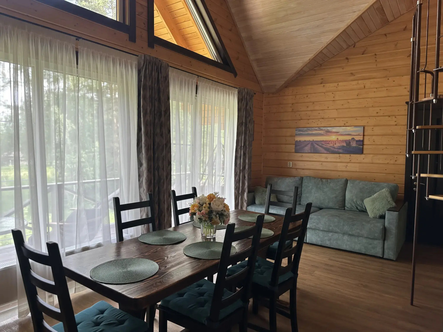 Фэмили Элли 114 апартамент