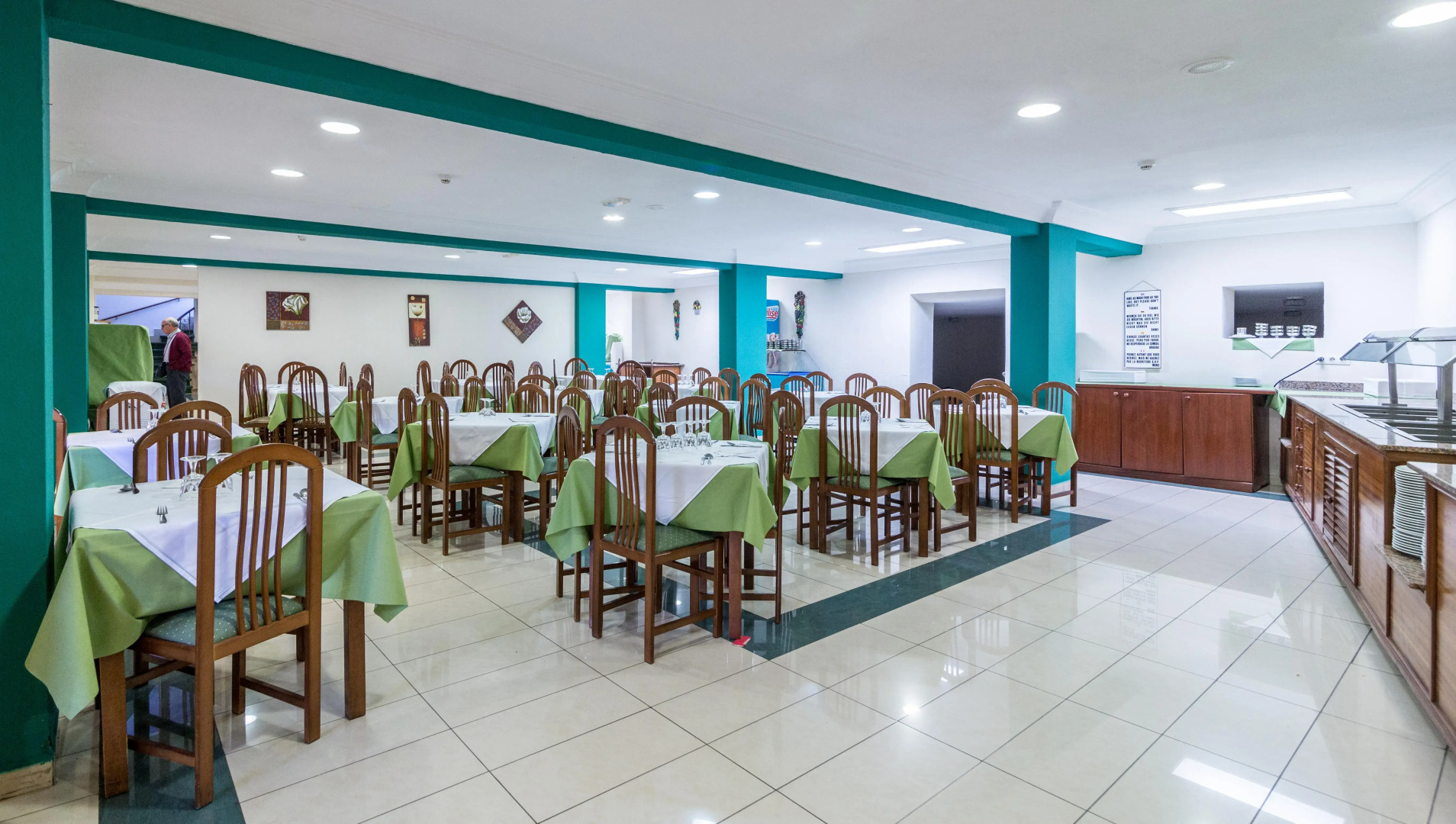 Apartamentos La Carabela