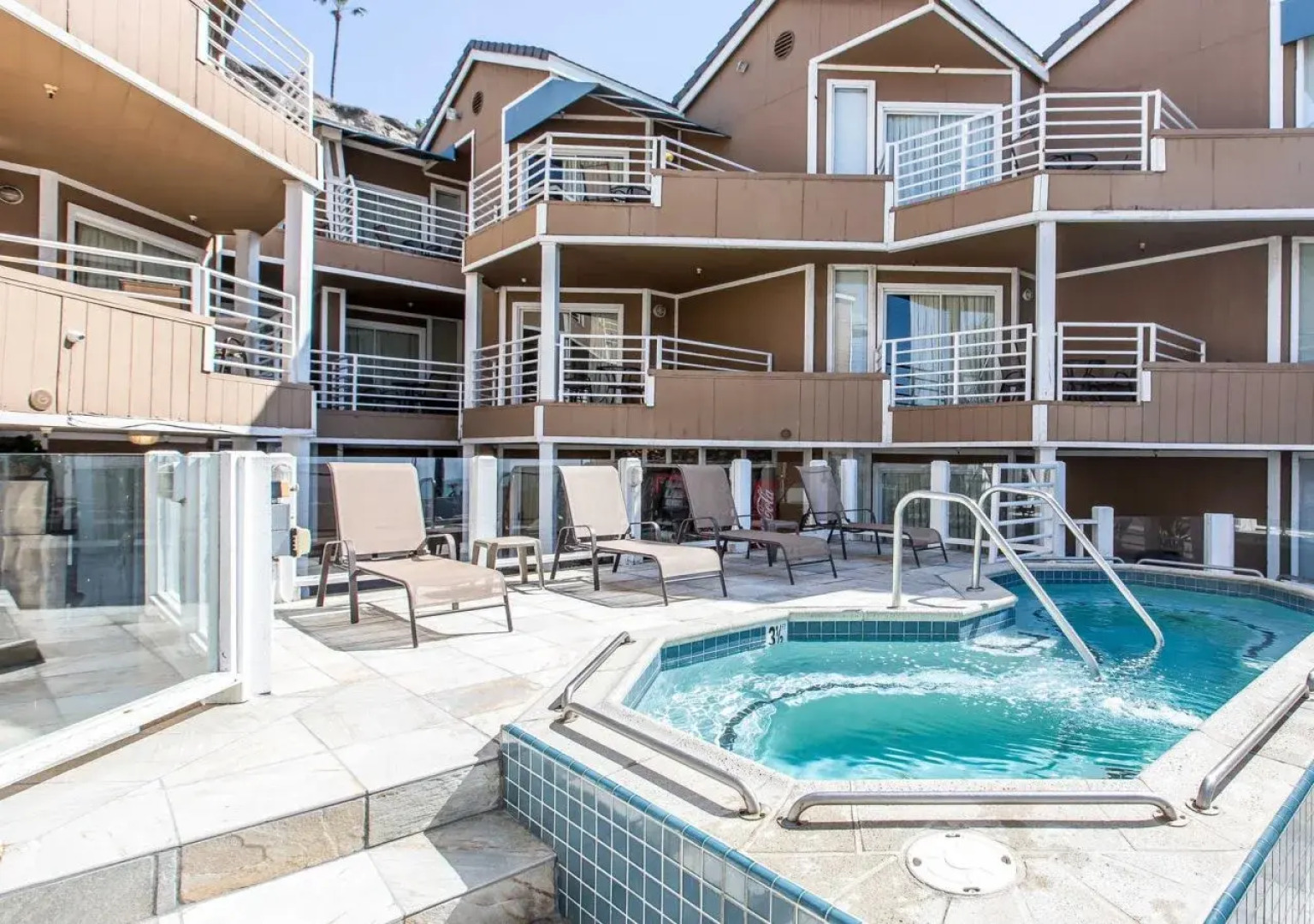 Beachfront Inn and Suites at Dana Point