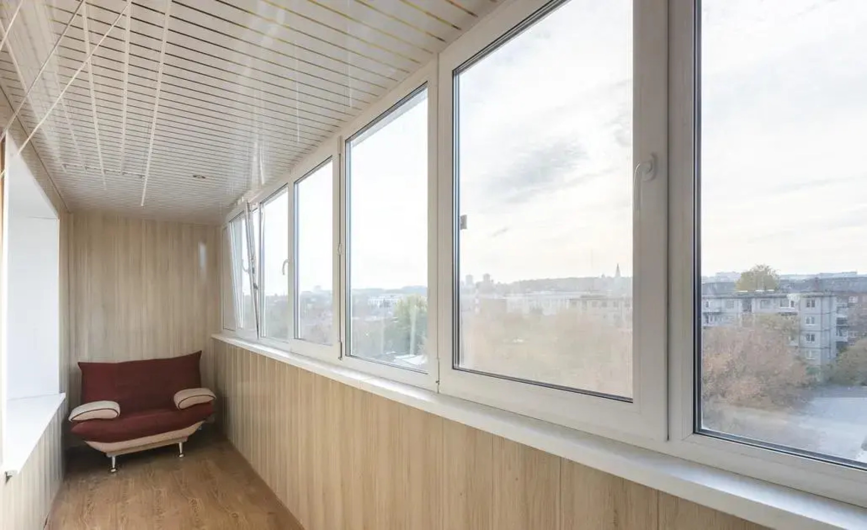 Tolstoy Apart Пионерская, д1