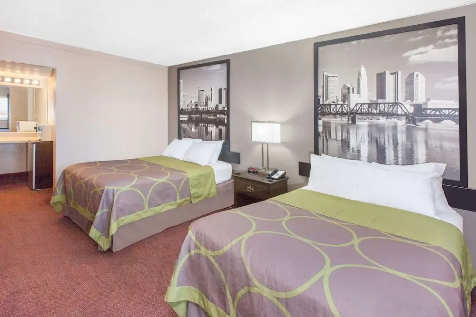 Super 8 Millbury/Toledo