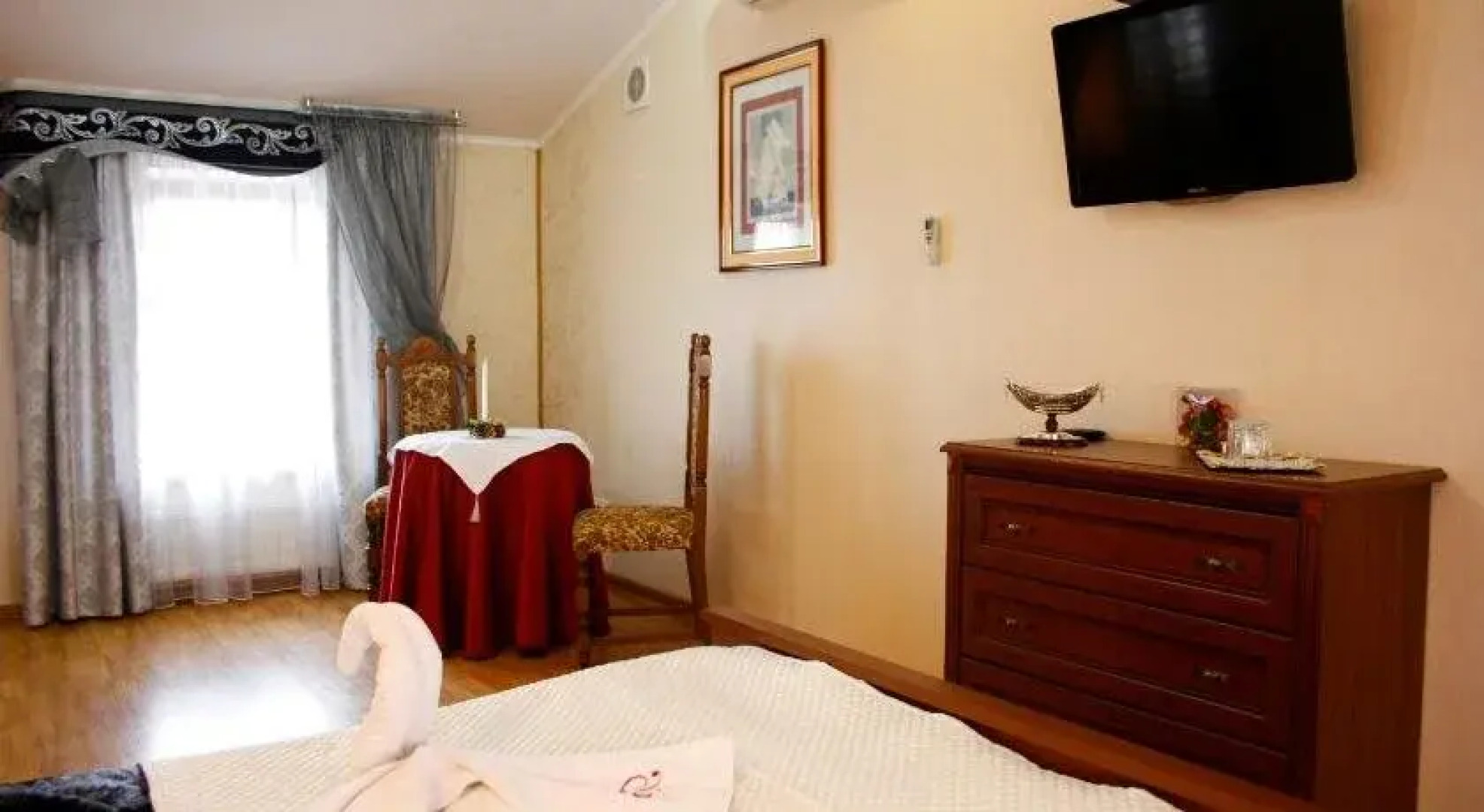 Райское Яблоко